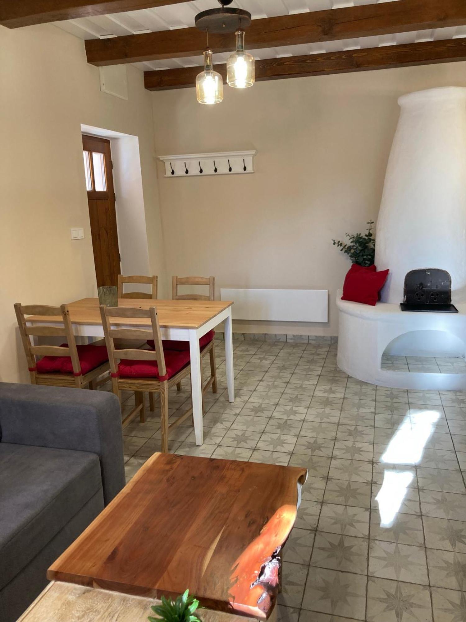 Zsoka Fogadoja Aparthotel Szentantalfa Eksteriør bilde